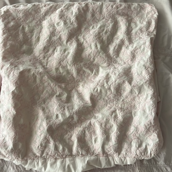 Simply Shabby Chic TWIN Pink Ruched Smocked comforter + pillowcases ( 2) set - Picture 13 of 14